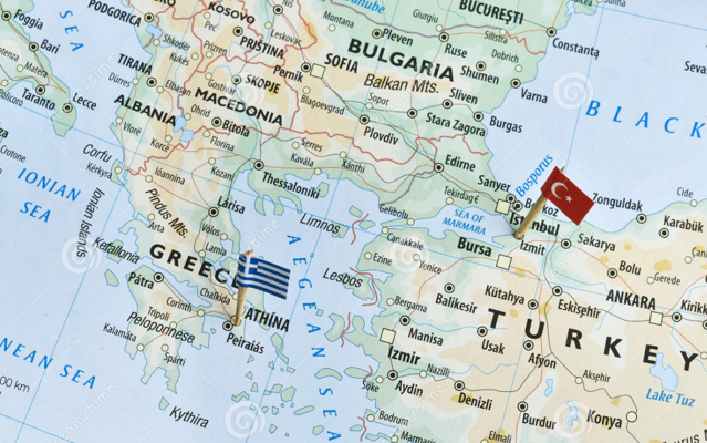 Ένα πλοίο βυθίστηκε στην Ελλάδα.  13 μέλη πληρώματος αναζητούνται από το λιμενικό