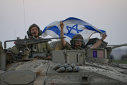 Imaginea articolului General: Israelul declanşează operaţiunea la sol în nordul Fâşiei Gaza