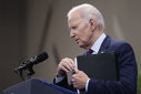 Imaginea articolului Cum se ţine Joe Biden în formă la 81 de ani: cheia căsătoriei este sexul bun 

