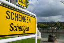 Imaginea articolului Românii au promisiuni că vor intra complet în Schengen, inclusiv terestru