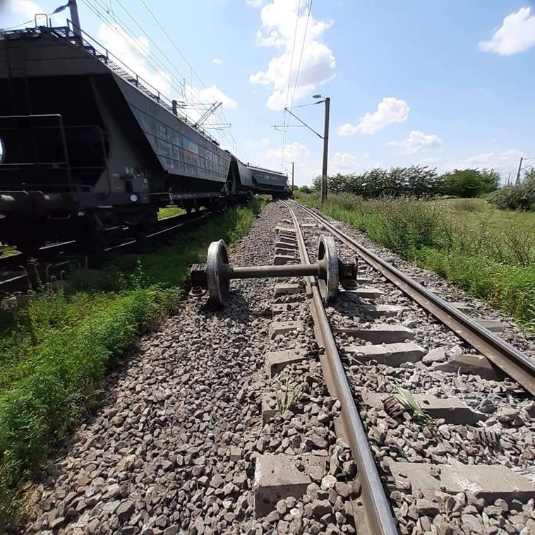 Imaginea articolului O maşină a corpului diplomatic indian a fost lovită de trenul Bucureşti - Braşov