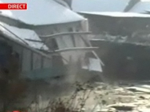 Imaginea articolului Ocna Mureş: Supermarketul de lângă crater s-a prăbuşit