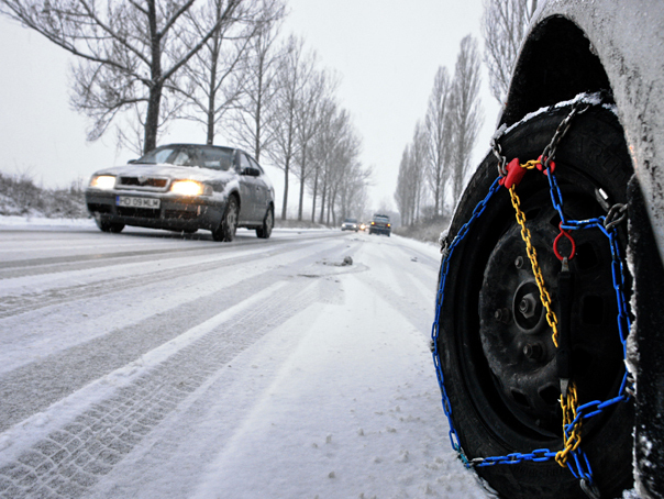 Imaginea articolului Harghita: Circulaţie îngreunată din cauza ninsorilor. Vezi starea drumurilor din judeţ