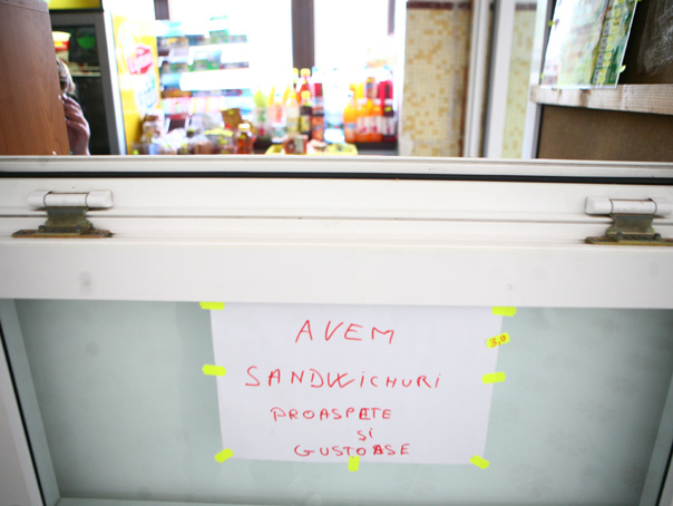 Imaginea articolului ANPC: În toate unităţile şcolare verificate în Capitală se vindeau alimente nerecomandate copiilor