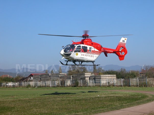 Imaginea articolului Nou-născut de trei zile cu malformaţii congenitale, transportat cu un elicopter SMURD la Bucureşti