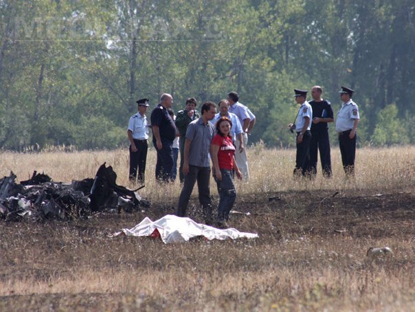 Imaginea articolului Accidentul aviatic de la Craiova - Soţia pilotului mort, trimisă la accident ca jurnalist: Am sperat tot timpul să nu fie el