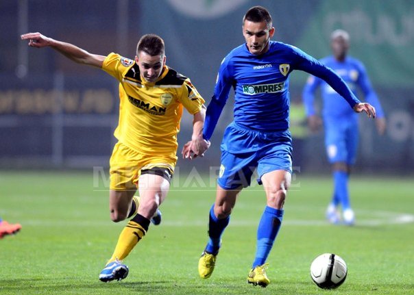 Imaginea articolului Liga I: FC Braşov - Petrolul Ploieşti, scor 0-1