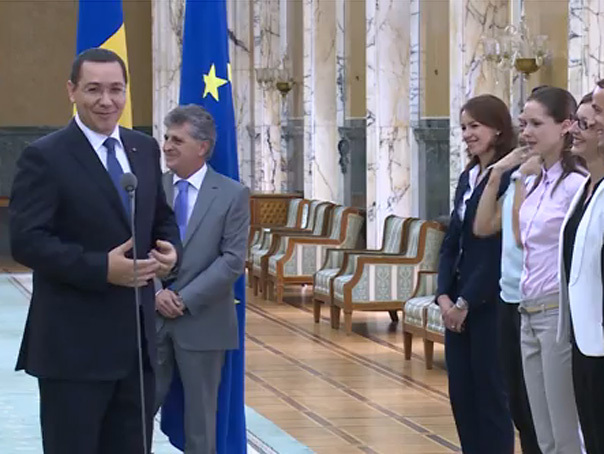 Imaginea articolului Spadasinii români au fost premiaţi la Guvern. Ponta: "Am repetat în lift, să nu încurc spada cu sabia" - VIDEO