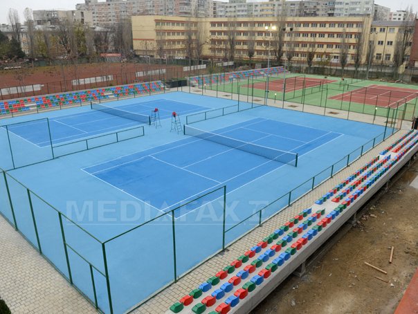 Imaginea articolului Academia de Tenis din Capitală, care are şase terenuri cu gradene şi nocturnă, deschisă miercuri - FOTO