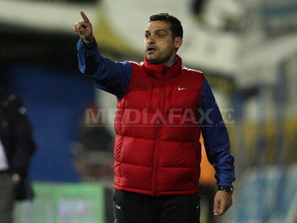 Imaginea articolului Mihai Teja nu mai e antrenorul lui Dinamo. Tehnicianul şi "roş-albii" au ajuns la un acord de reziliere a contractului