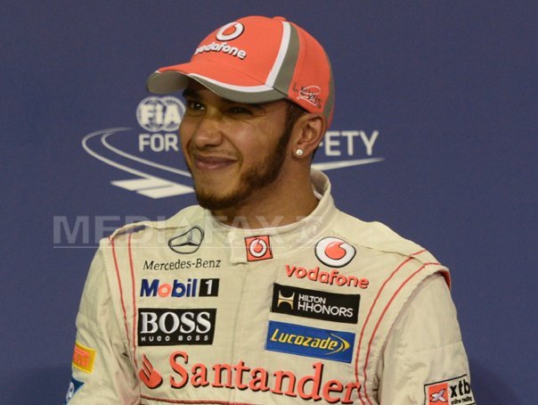 Imaginea articolului Lewis Hamilton şi-a prelungit contractul cu Mercedes