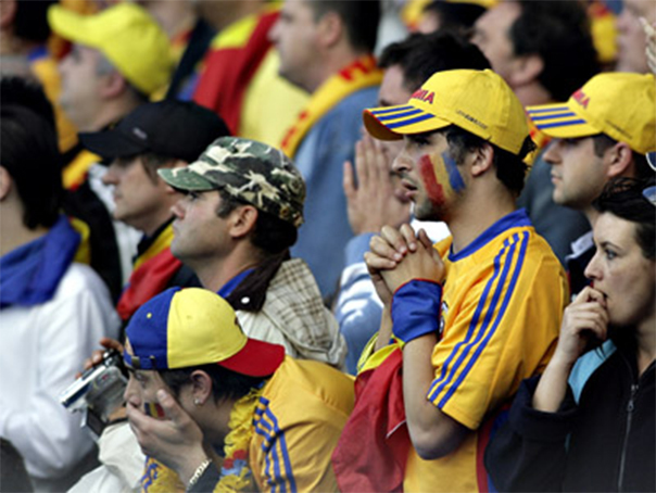Imaginea articolului Biletele rezervate suporterilor români la meciul Irlanda de Nord - România s-au epuizat