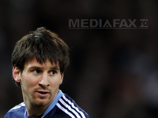 Imaginea articolului Messi s-a accidentat şi ar putea absenta două luni. FC Barcelona anunţă că va fi indisponibil între şapte şi opt săptămâni