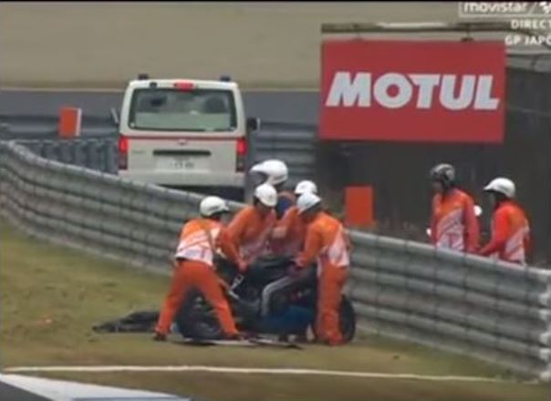 Imaginea articolului MotoGP: De Angelis a suferit fracturi la coaste şi la vertebre pe circuitul de la Motegi