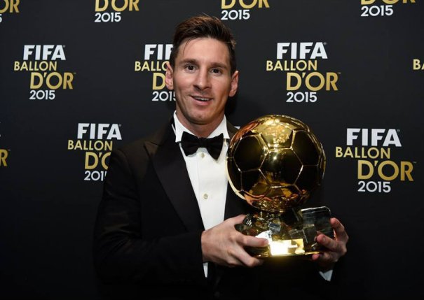 Imaginea articolului Lionel Messi a câştigat Balonul de Aur pentru a cincea oară: "Este mai mult decât visam când eram copil"