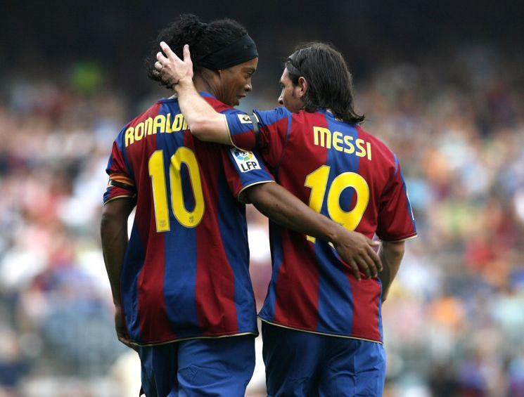 Imaginea articolului Ronaldinho îl laudă pe Messi: "Demonstrează în fiecare zi că este cel mai bun"