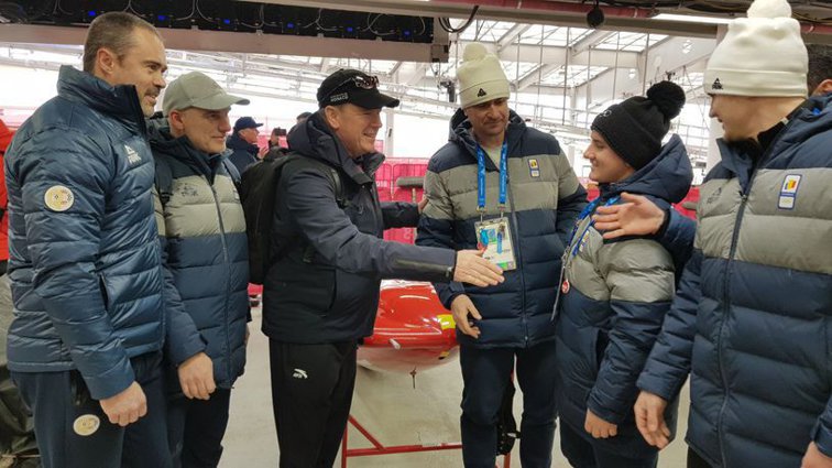 Imaginea articolului Principele Albert de Monaco i-a încurajat pe boberii români la PyeongChang. Mesajul transmis de fostul olimpic