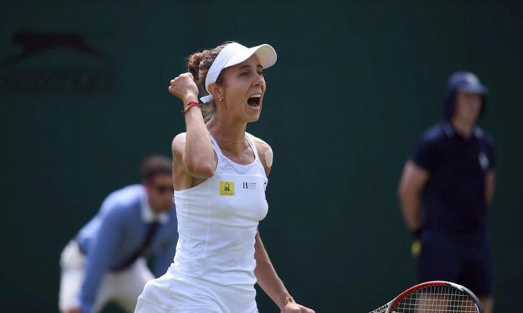 Imaginea articolului Mihaela Buzărnescu a cucerit primul său titlu WTA, după o evoluţie electrizantă, 6-1, 6-0, în finala cu Maria Sakkari. Discursul unei campioane care şi-a îndeplinit două vise în aceeaşi zi