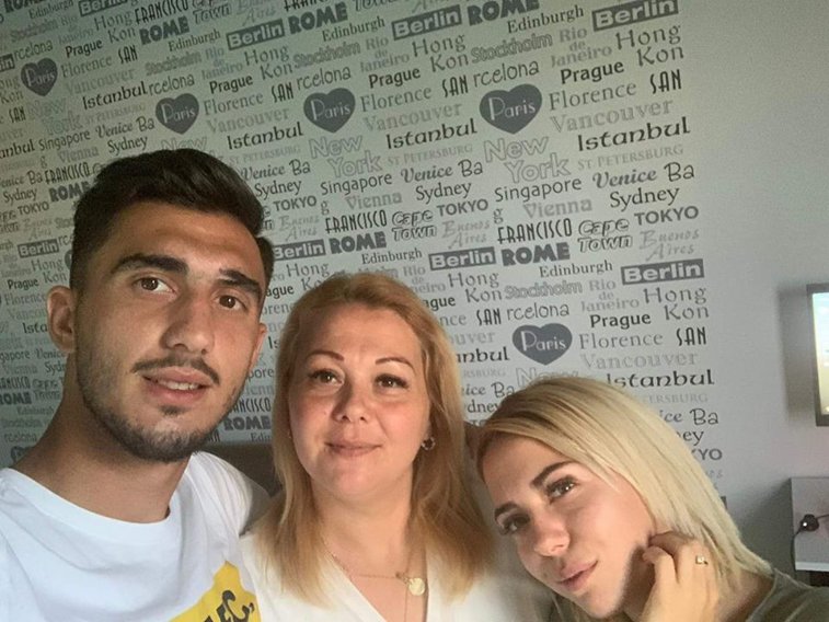 Imaginea articolului Andrei Ivan nu a uitat de unde a plecat: fotbalistul Craiovei o donat o sumă importantă unui spital de copii