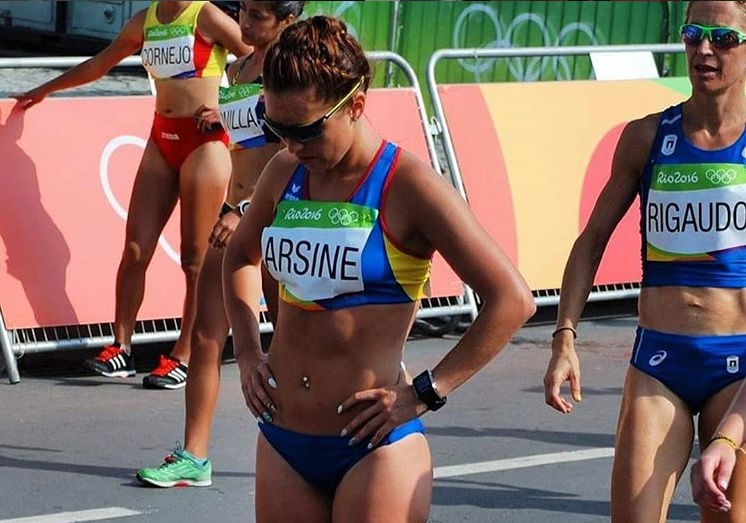 Imaginea articolului S-a pregătit pentru Jocurile Olimpice, în plină pandemie. Andreea Arsine, campioana României la marş: „M-am antrenat cu declaraţia şi legitimaţia la mine"
