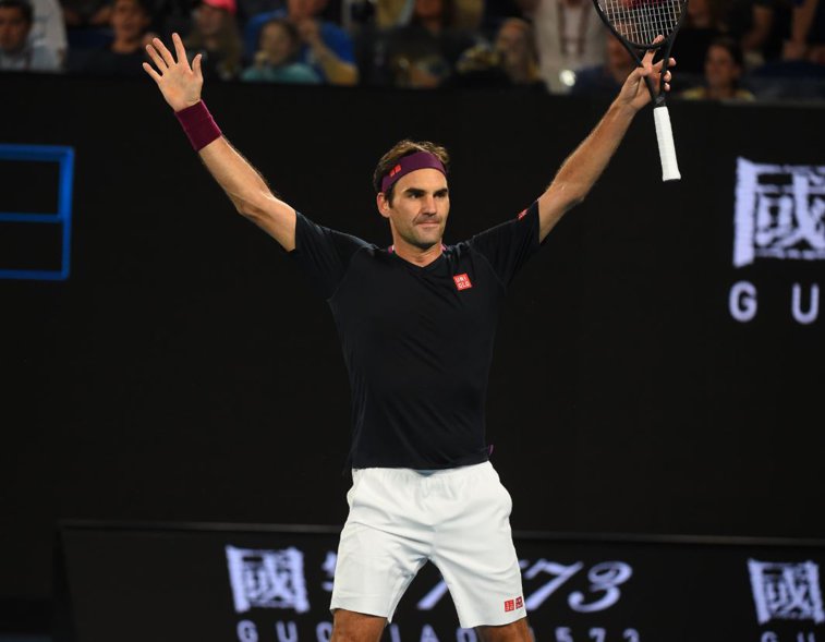 Imaginea articolului Roger Federer a devenit cel mai bine plătit sportiv din lume. Cât a câştigat Simona Halep din tenis