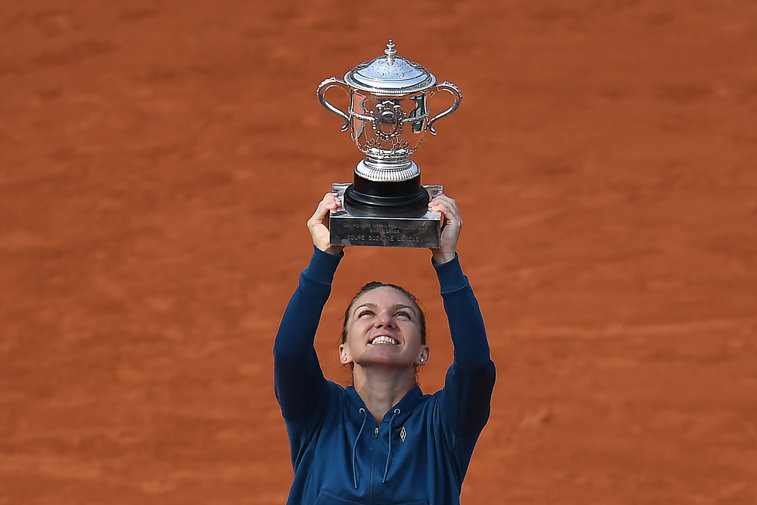 Imaginea articolului Azi se împlinesc 2 ani de când Simona Halep câştiga primul Grand Slam din carieră. Cum îşi aminteşte românca victoria de la Roland Garros 