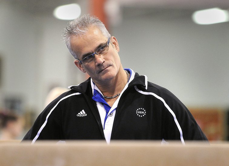 Imaginea articolului Fostul antrenor al lotului de gimnastică al SUA, acuzat de agresarea sexuală a sportivelor, s-a sinucis

