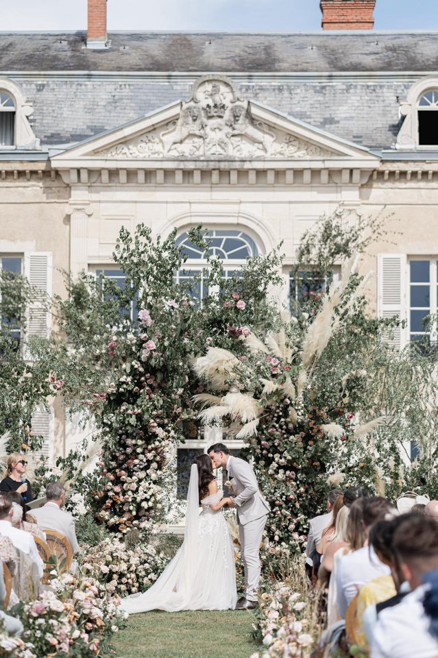 Harry Maguire s-a căsătorit cu iubita lui din copilărie într-un castel din Franţa|EpicNews