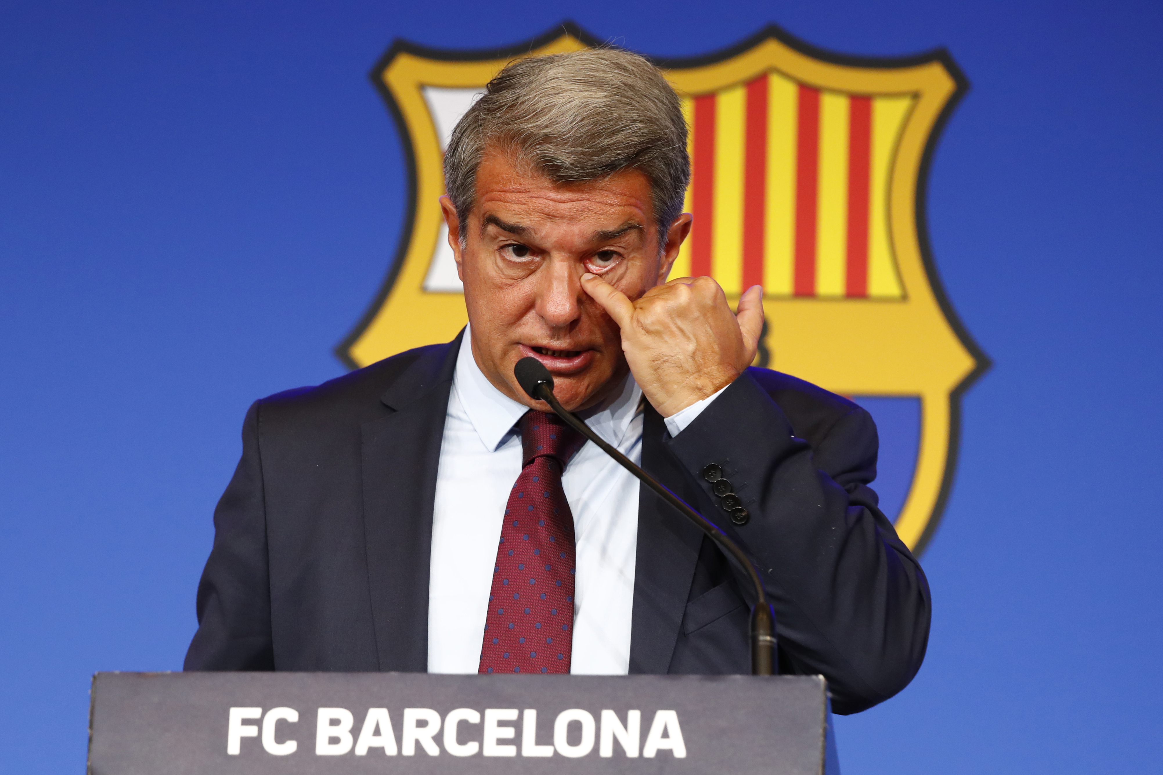 suspicious Flash sensitivity Joan Laporta şi FC Barcelona anunţă vânzarea a 24,5% din drepturile Barça  Studio. Suma obţinută