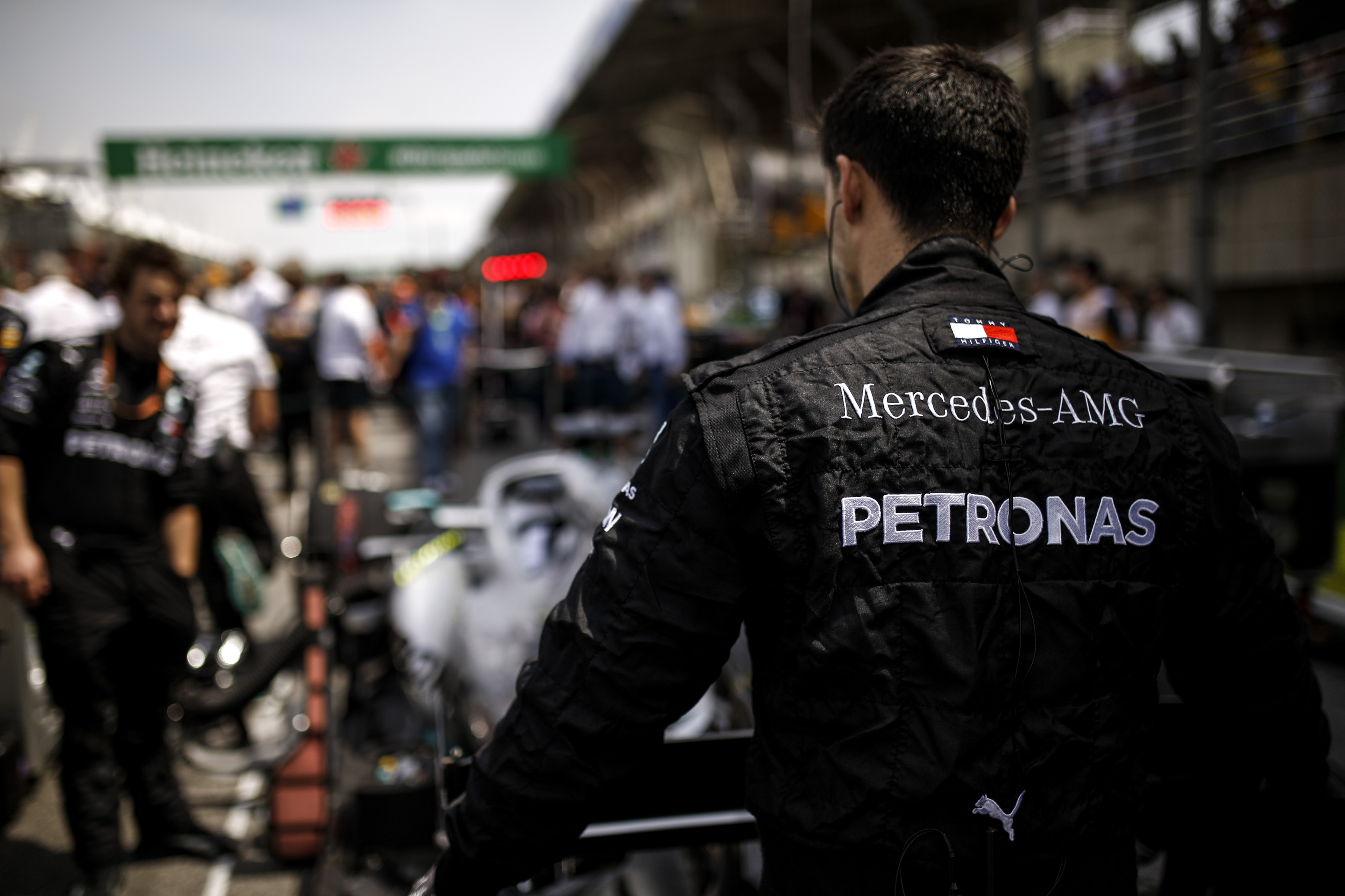 Mercedes extinde parteneriatul cu Petronas
