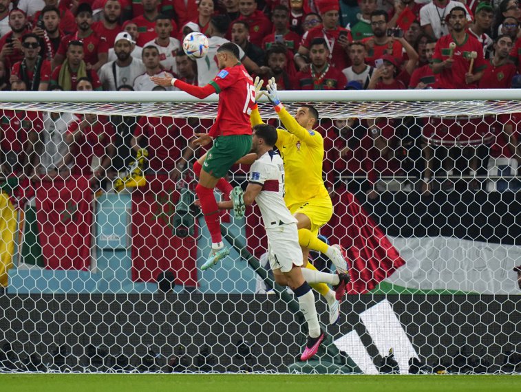 Imaginea articolului Cupa Mondială: Maroc învinge la limită Portugalia şi se califică în semifinale