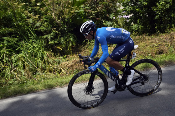 Imaginea articolului Ciclistul Miguel Angel Lopez a fost suspendat provizoriu pentru o posibilă încălcare a regulilor antidoping
