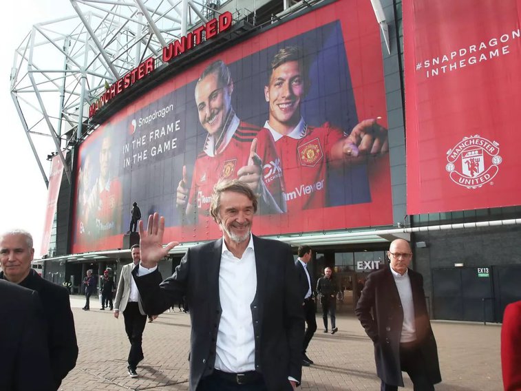 Imaginea articolului Man Utd „ar putea fi exclusă" din Europa sezonul viitor din cauza implicării lui Sir Jim Ratcliffe