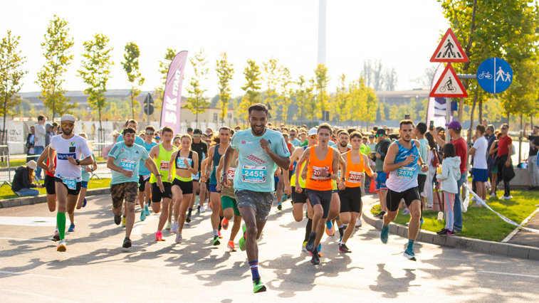 Imaginea articolului Braşov Running Festival îşi propune să aducă 2.500 de alergători şi peste 25.000 de spectatori la cea de-a 4-a ediţie

