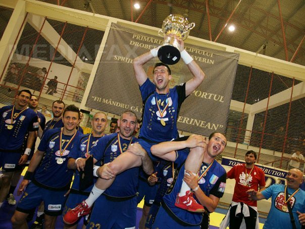 Imaginea articolului HCM Constanţa a reuşit eventul, câştigând şi Cupa României