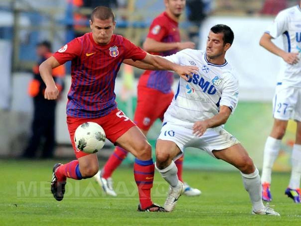 Imaginea articolului Steaua Bucureşti - Pandurii Târgu Jiu, scor 1-2, în Liga I