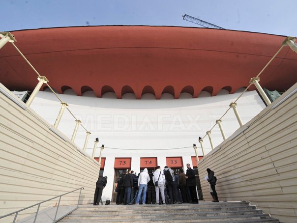 Imaginea articolului Cum arată Teatrul Naţional Bucureşti cu un an înainte de redeschidere - GALERIE FOTO  