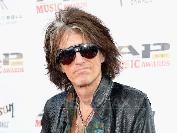 Imaginea articolului Joe Perry, Aerosmith: Energia din partea voastră de lume este acolo cu un rost - AUDIO