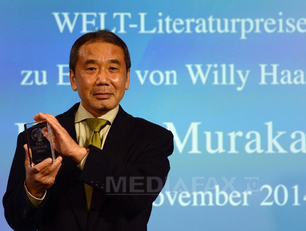 Imaginea articolului Scriitorul Haruki Murakami, discurs insolit despre latura întunecată a oamenilor, societate şi naţiuni