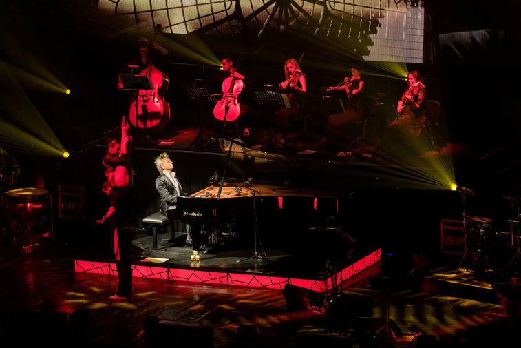 Imaginea articolului Havasi, cel mai rapid pianist din lume,revine în noiembrie, în capitală, într-un concert spectaculos