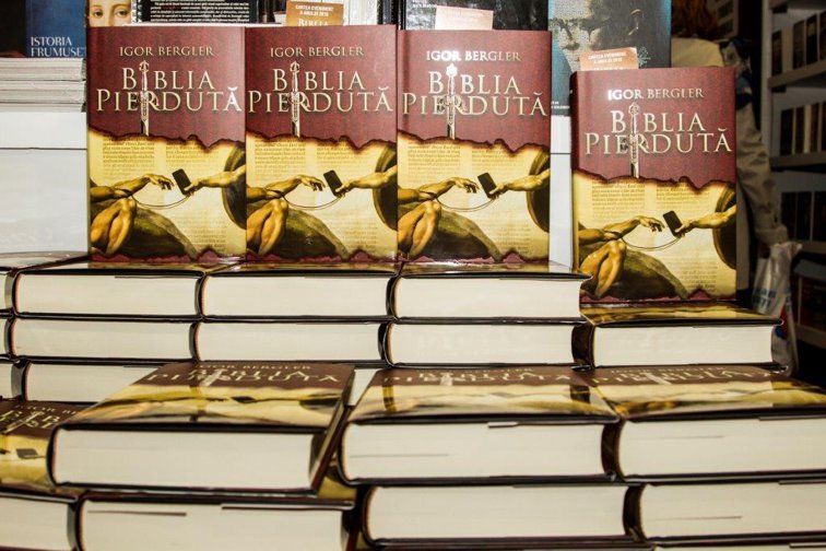 Imaginea articolului "Biblia Pierdută" de Igor Bergler va apărea la prestigioasa editură înfiinţată de Umberto Eco – La nave di Teseo 
