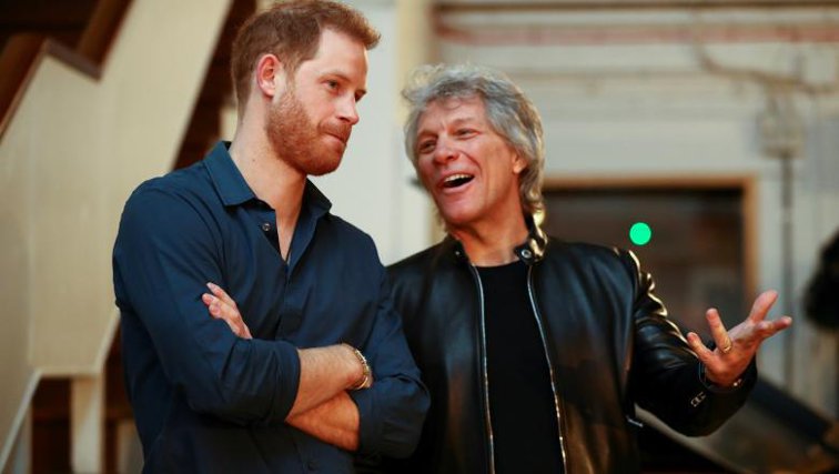 Imaginea articolului VIDEO. Jon Bon Jovi şi prinţul Harry au lansat „Unbroken”, piesă emoţionantă dedicată veteranilor de război