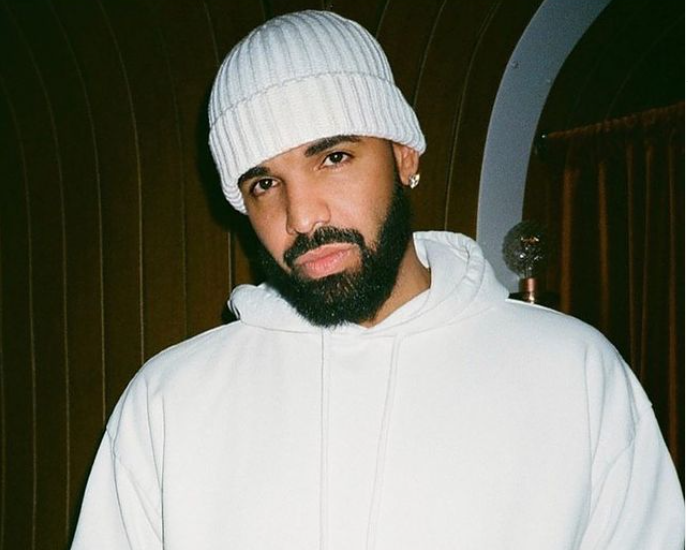 Imaginea articolului Drake, printre rapperii care domină topul muzical în Marea Britanie