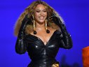 Imaginea articolului Premiile Grammy: Beyoncé a intrat în istorie cu 32 de statuete. Petra, prima femeie transgender premiată
