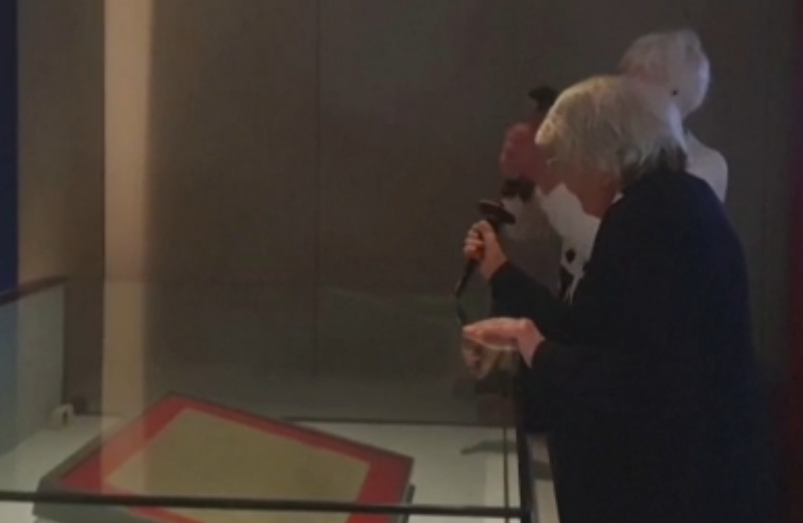 Doi pensionari au încercat să spargă carcasa care protejează Magna Carta de la British Library