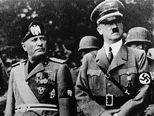 Benito Mussolini si Adolf Hitler