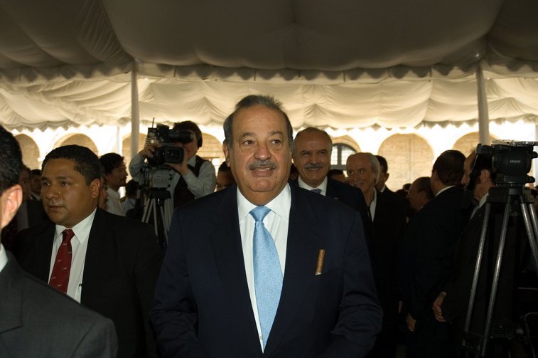 Imaginea articolului Carlos Slim are o avere estimată la 43,6 miliarde de dolari dar alege să trăiască modest