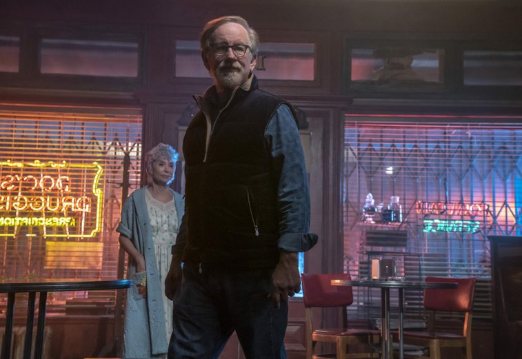 Imaginea articolului Steven Spielberg a semnat cu Netflix. Regizorul american va realiza mai multe filme pentru platforma de streaming