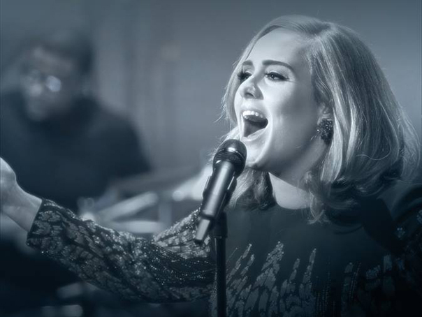 Imaginea articolului Un turneu de 3 luni în acelaşi oraş. Ce planuri are Adele pentru albumul său “30”