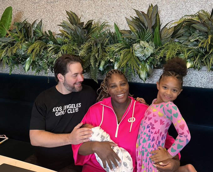 Imaginea articolului Serena Williams a născut cel de-al doilea copil. Ce nume i-a pus bebeluşului